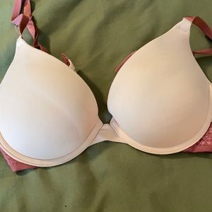 PINK Victoria’s Secret Bra